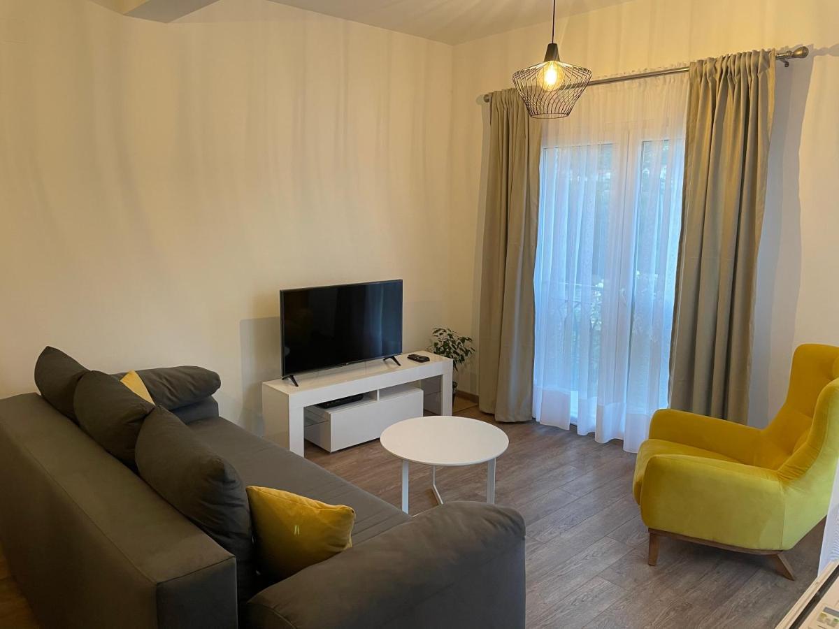Appartement Petivat Gardens Extérieur photo