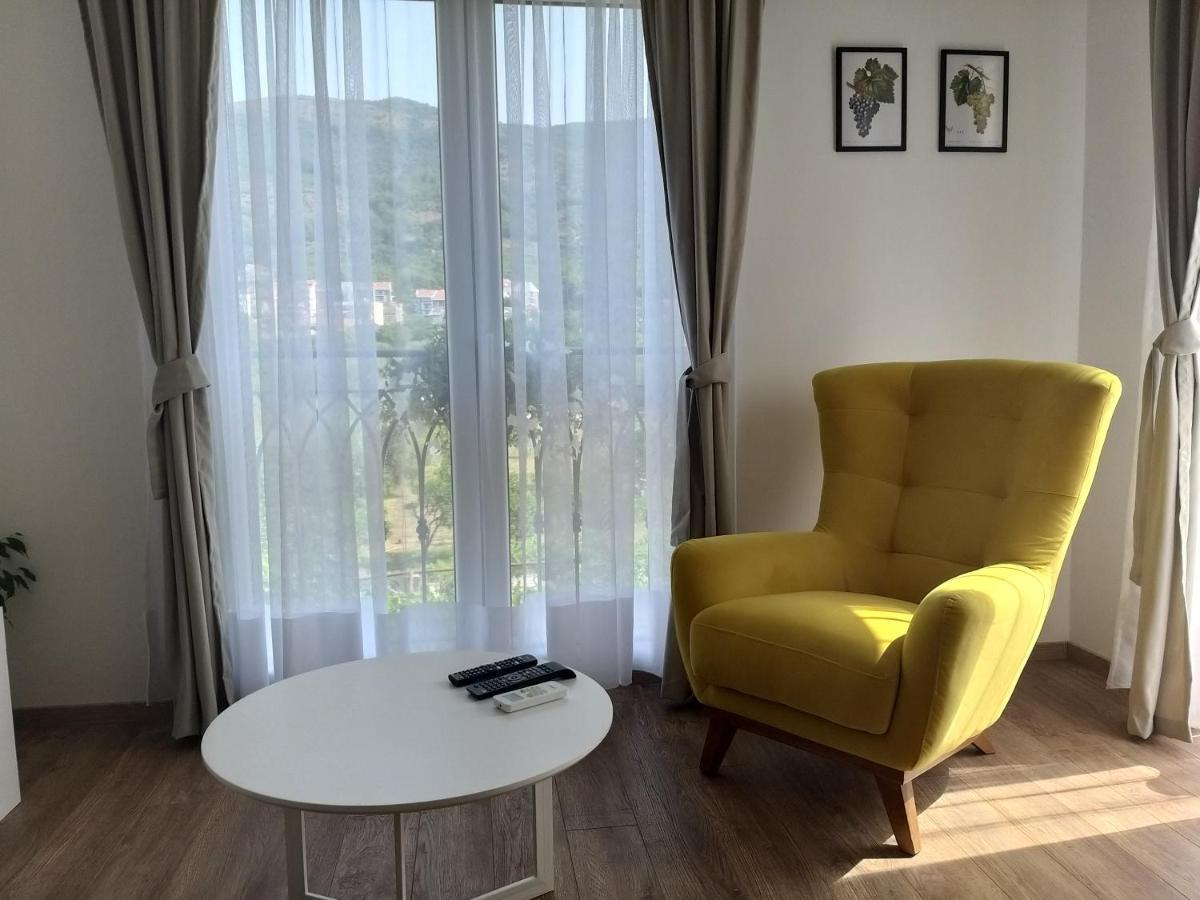 Appartement Petivat Gardens Extérieur photo