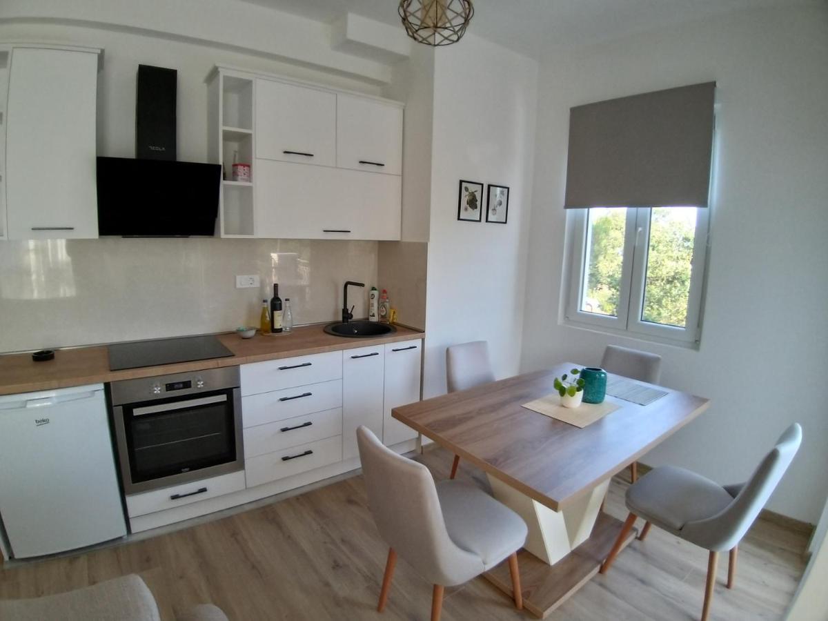 Appartement Petivat Gardens Extérieur photo