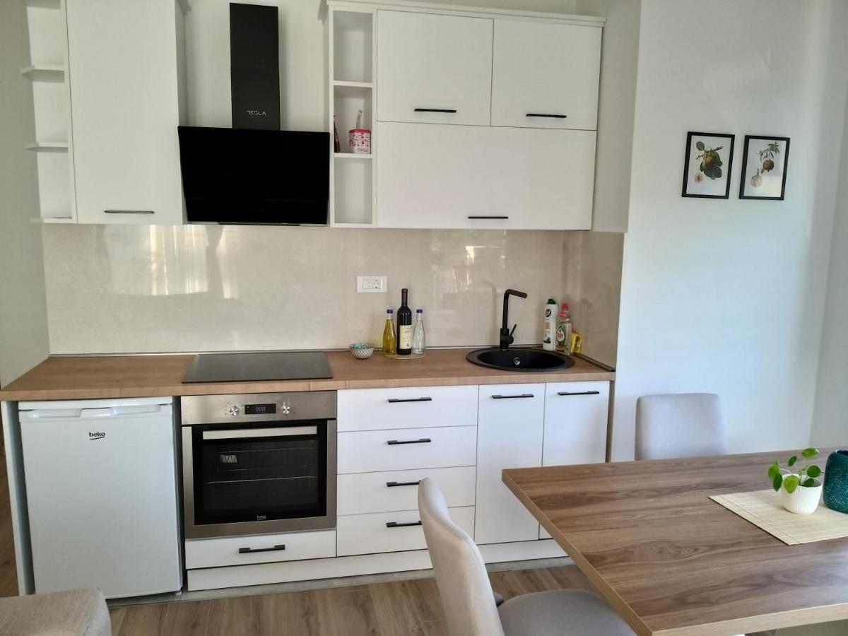 Appartement Petivat Gardens Extérieur photo