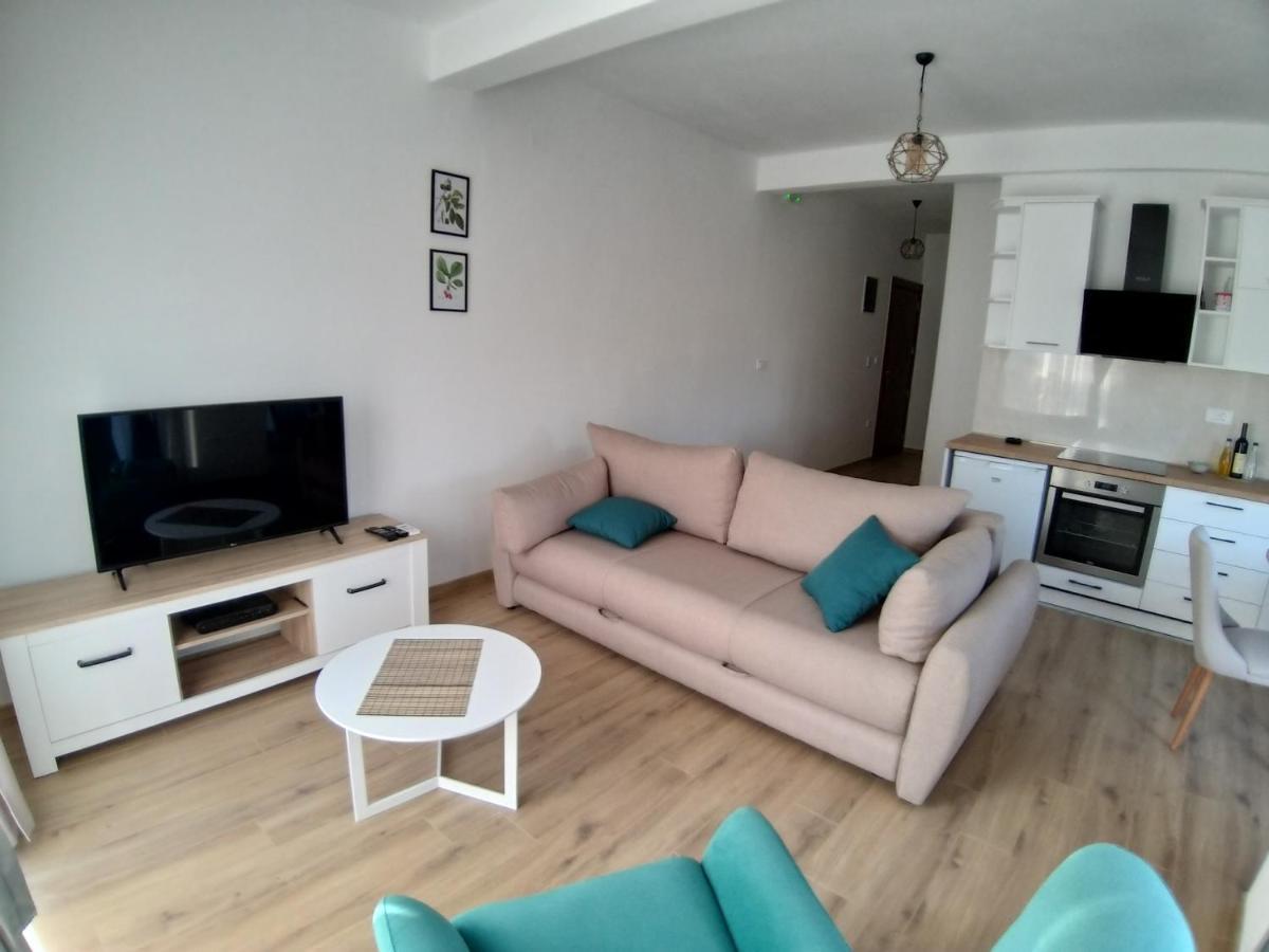 Appartement Petivat Gardens Extérieur photo